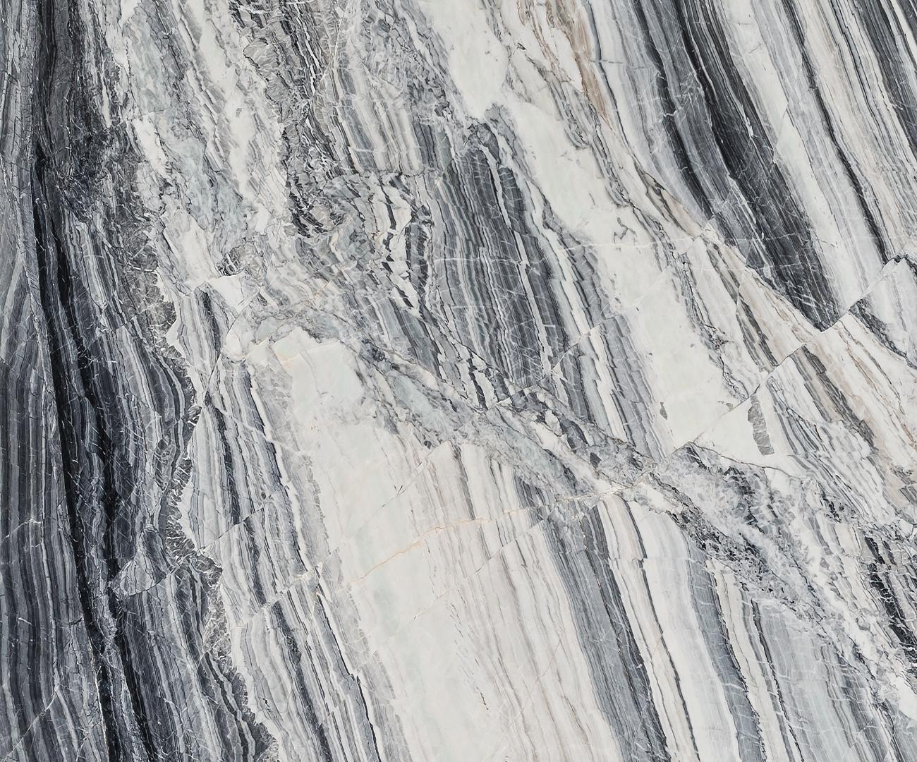 Black-White-Wavy-mermer